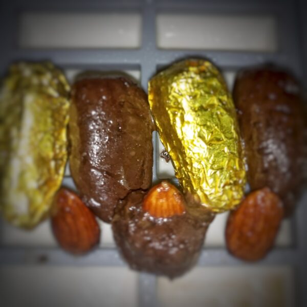 Premium Almond Choco-Dipped Dates – Strength Meets Sweetness - Image 5